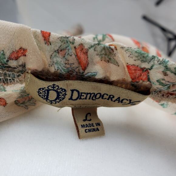 Democracy Blouse Women L Sheer Poet Top Button-up Floral Lace Inserts High Low - Picture 5 of 7